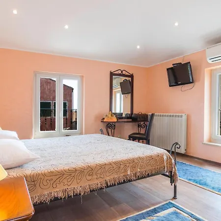 Vakantiehuis Cozy In With Wifi *